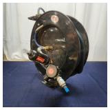 Husky heavy-duty auto rewind air hose reel featuri