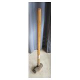 T4 - 10lb Sledgehammer with Good Handle Solid 10-p