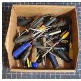 T2 - Large Lot of Assorted Screwdrivers Large lot