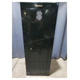 T5 - Stack-On Steel Security Cabinet wit Stack-On