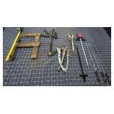 T2 - Assortment of Pullers, Clamps & Spe Mixed lot