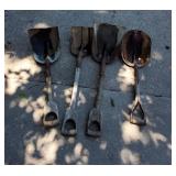 Yd - Lot of 4 Vintage D-Handle Scoop Sho Lot of fo