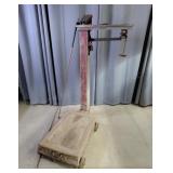 T2 - Antique Feed Beam Scale with Platfo Vintage f
