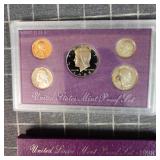 LB - 1988 United States Mint Proof Coin 1988 Unite