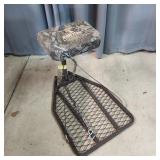 N1 - Rivers Edge Hang-On Tree Stand with Rivers Ed