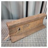 F3 - Railroad Rail Section Anvil with Mo Section o