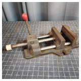 T2 - Quick-Release Drill Press Vise with Quick-rel