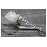 T2 - Dazor Model 1103 Articulating Indus Dazor Mod