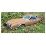 Linden, MI - - 1973 Buick Riviera with 4 1973 Buic