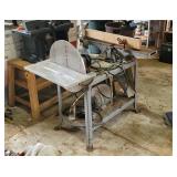 Linden, MI - - Delta 6' Jointer with 18' Delta com