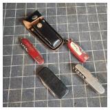 MC - Collection of Pocket Knives with Le Assortmen