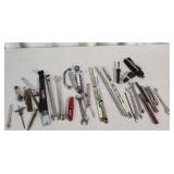 T2 - Assorted Hand Tools Lot - Wrenches, Mixed lot