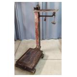 T2 - Antique Platform Feed Scale with 20 Antique p