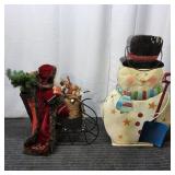 G2 - Santa Claus in Sleigh Figure & Meta Two decor