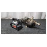 T5 - Power On Board 25 Amp Battery Charg Lot inclu