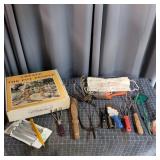 T5 - Garden Tool Lot with Pot People Kit Assortmen
