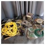 T2 - Assorted Saw Blades, Wire Spool, Ha Mixed lot
