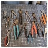 Flb - Assortment of Slip-Joint and Tongu Collectio