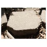 approx 64 retaining wall blocks
