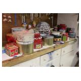 Decorative tins lot