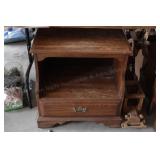 End table/night stand