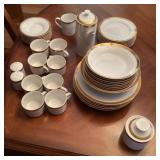 Sango China service for 8 "Georgetown"
