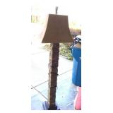 Floor lamp