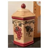 Cookie jar