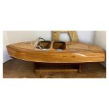 Wooden Chris Craft barrel back Runabout model boat