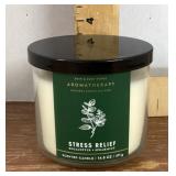 NEW aromatherapy candle