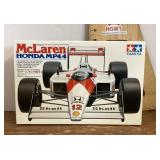 McLaren Honda MP4/4 race car model kit