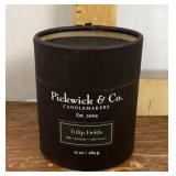 NEW scented candle