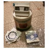 View-Master viewer and reels