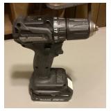 Makita 18 V cordless drill --works