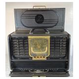 Antique Zenith Trans-Oceanic radio