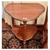 Small antique side table 22x17x21" tall