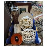 Large flat with lid racks, 2 cast iron trivets,