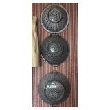 3 graniteware colanders