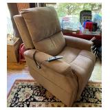 Viva-Lift lift chair --works
