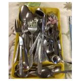 Stainless flatware