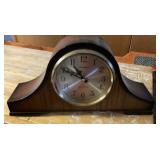 Linden mantel clock