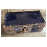 Steamer trunk 30" long plus blankets