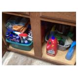 Contents of lower kitchen cabinet