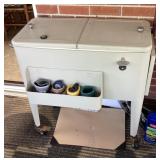 Plastic party cooler