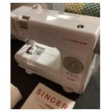 Singer PT 600 Tiny Tailor sewing machine