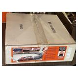 Lionel Western Maryland train set --complete
