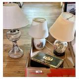 Box with 3 table lamps and cigar box purse