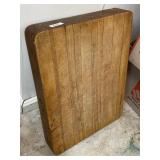 20" x 15" x 3" thick butcher block cutting boar