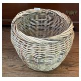Woven basket 15" diameter x 13" tall