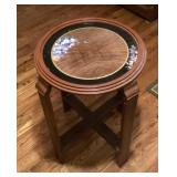 22" round side table